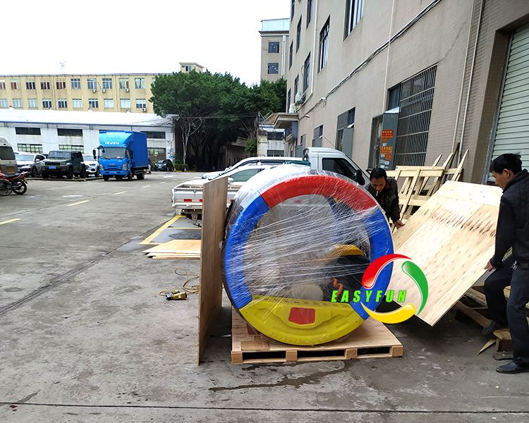 happy rolling car